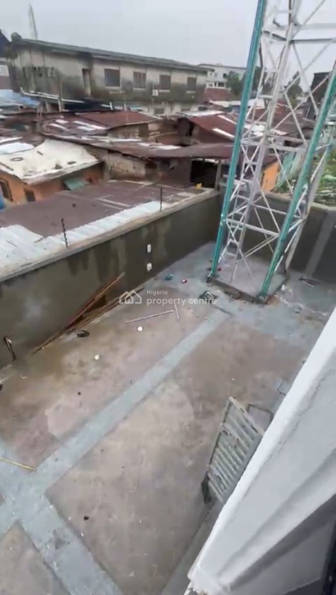 Newly Built Modern 2 Bedroom Apartment, New Garage, Bariga, Shomolu, Lagos, Flat / Apartment for Rent