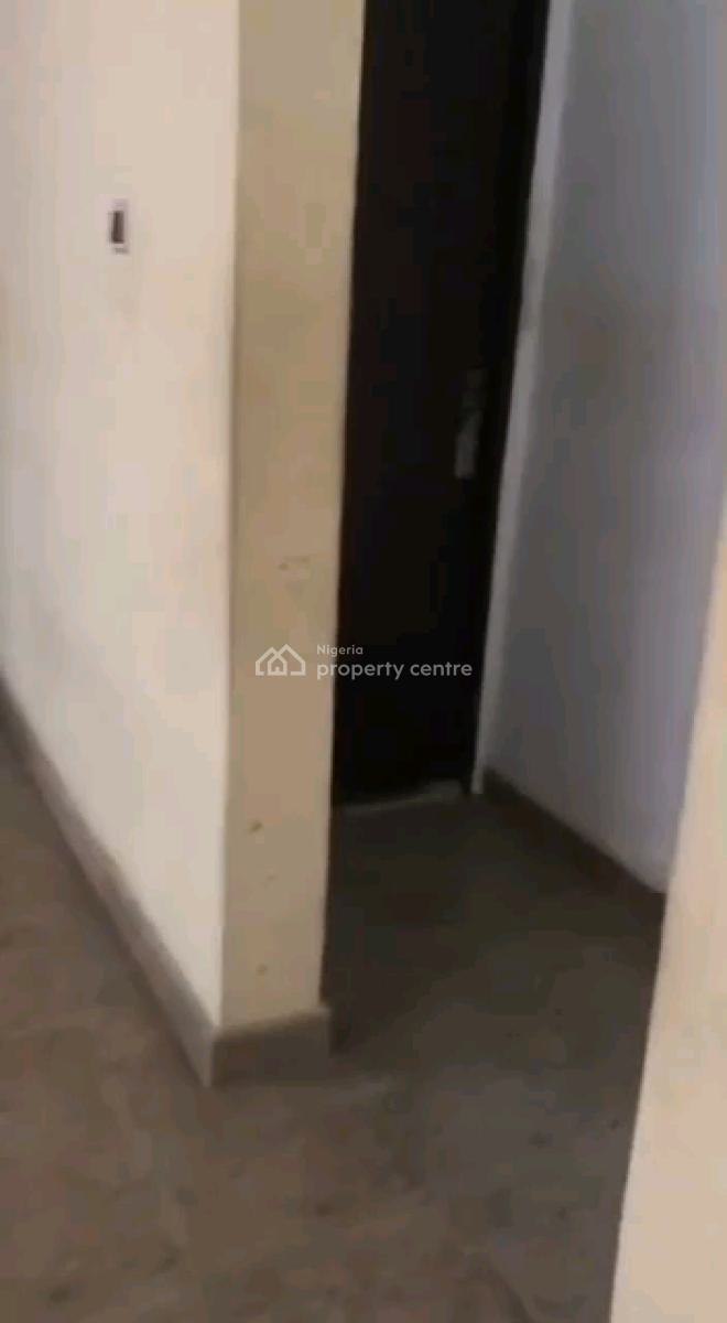 a Decent and Standard 3bedroom Apartment, Upstairs with All Rooms En-s, Agboyi Estate, Alapere, Ketu, Lagos, Flat / Apartment for Rent