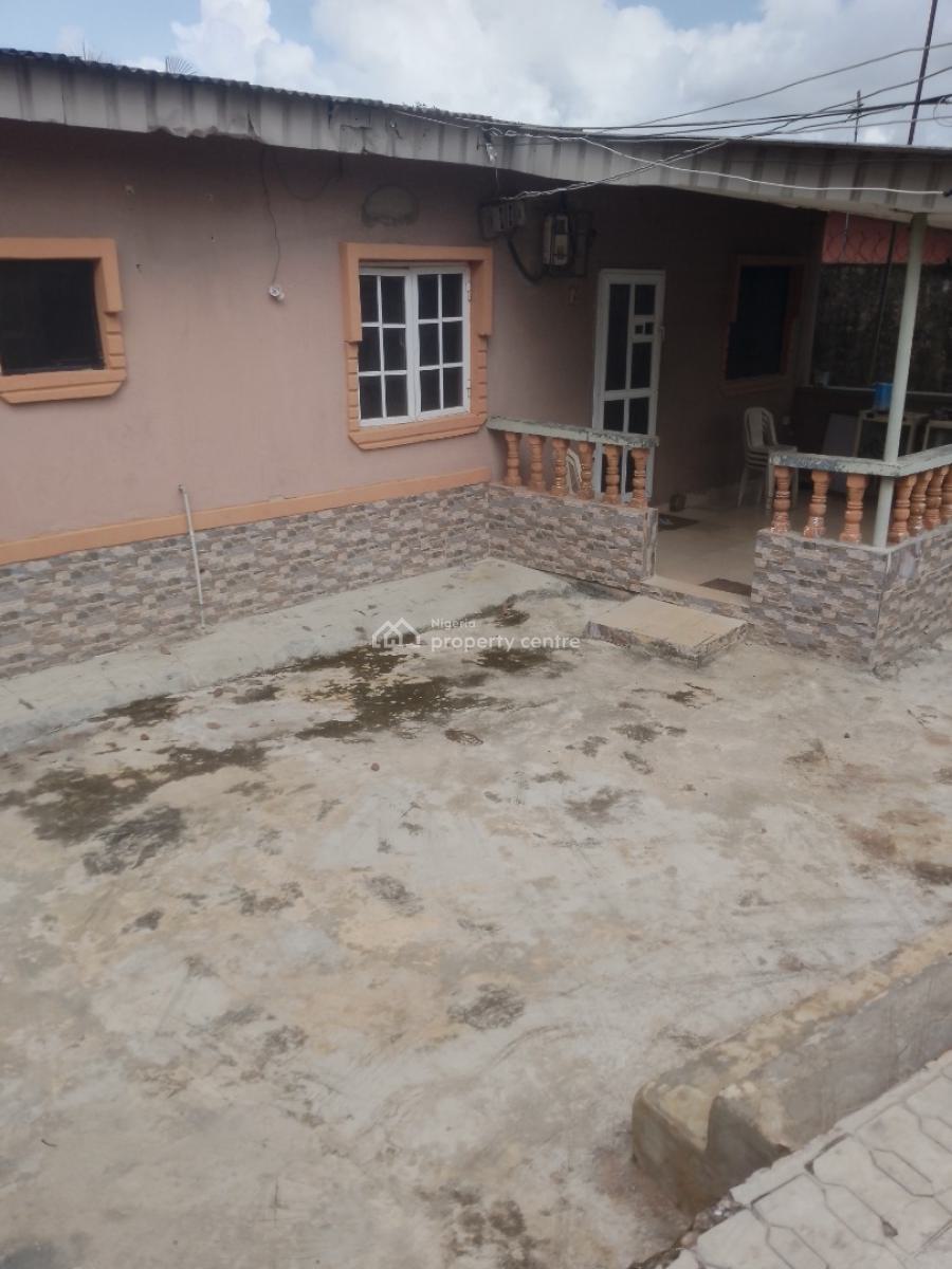 4-bedroom Bungalow Setback in a Serene Environment Not Far From The Ro, Araromi, Lasu Igando Expressway, Akesan, Akesan, Alimosho, Lagos, Detached Bungalow for Sale