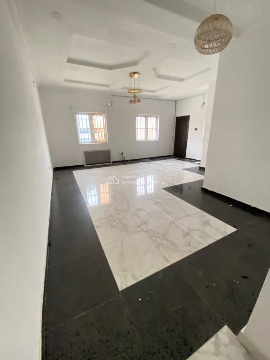 Sharp 2 Bedrooms in an Estate, Ologolo, Lekki, Lagos, Flat / Apartment for Rent