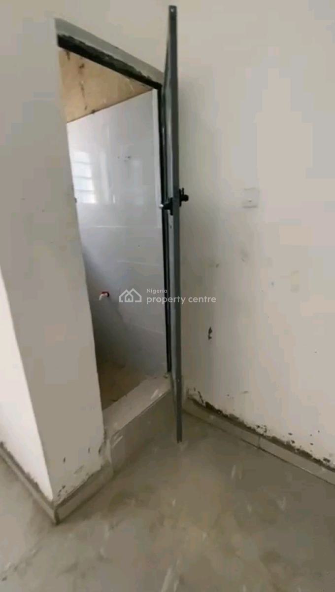 a Decent and Standard Miniflat, Groundfloor with 2toilets and Bath, Off Bajulaye Road, Shomolu, Lagos, Mini Flat (room and Parlour) for Rent