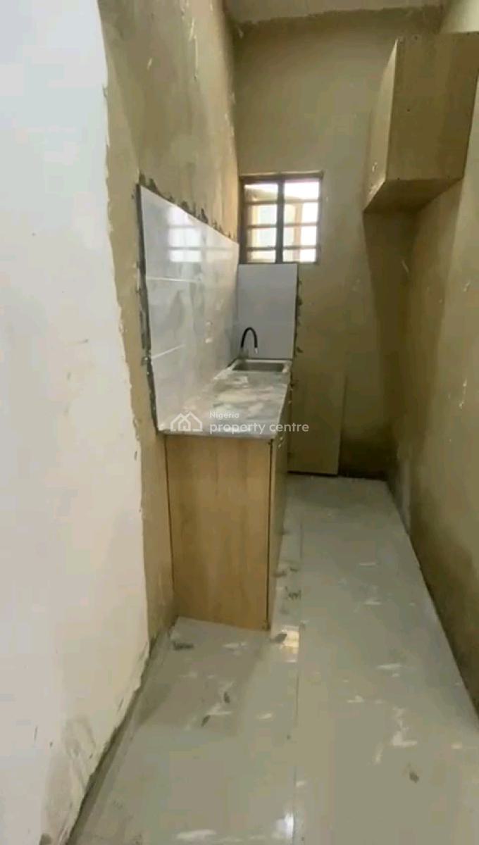 a Decent and Standard Miniflat, Groundfloor with 2toilets and Bath, Off Bajulaye Road, Shomolu, Lagos, Mini Flat (room and Parlour) for Rent