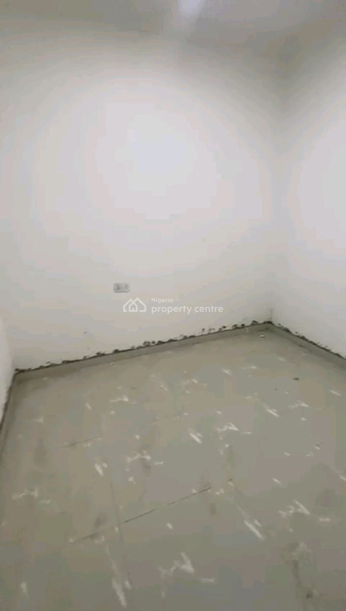 a Decent and Standard Miniflat, Groundfloor with 2toilets and Bath, Off Bajulaye Road, Shomolu, Lagos, Mini Flat (room and Parlour) for Rent