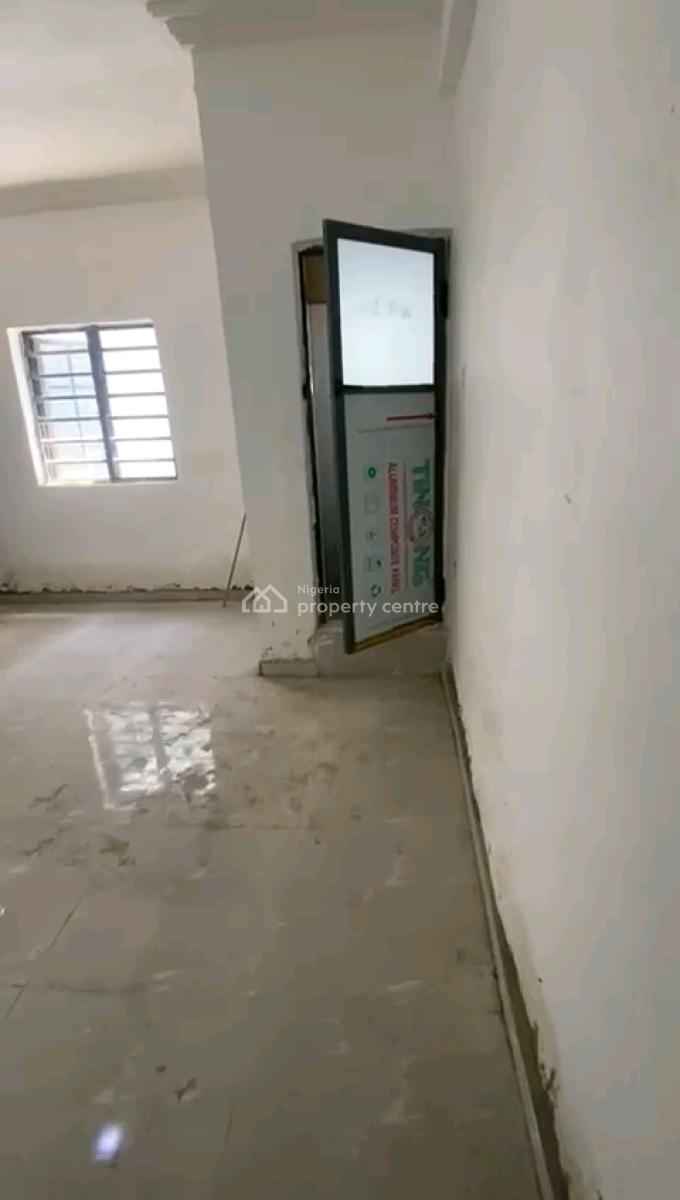 a Decent and Standard Miniflat, Groundfloor with 2toilets and Bath, Off Bajulaye Road, Shomolu, Lagos, Mini Flat (room and Parlour) for Rent