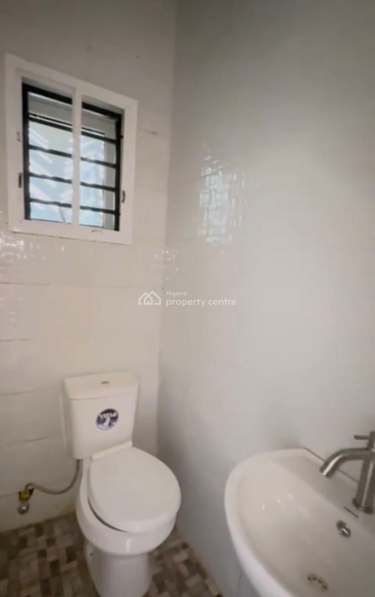 Distress Property Investment, Idu Industrial, Abuja, Terraced Duplex for Sale