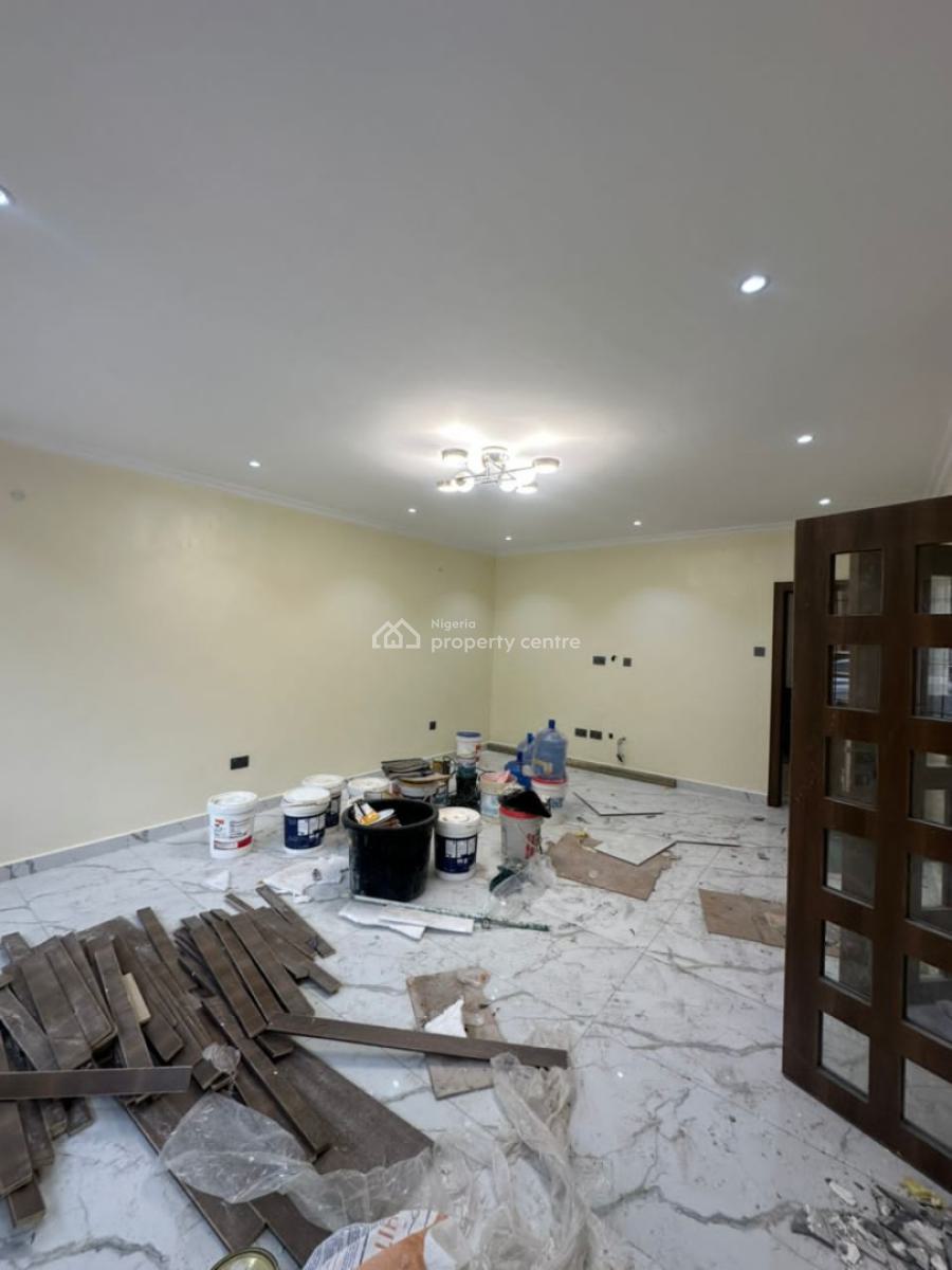 Standard Renovated 4-bedroom Semi Detached House with En-suite Bq, Oniru, Victoria Island (vi), Lagos, Semi-detached Duplex for Sale