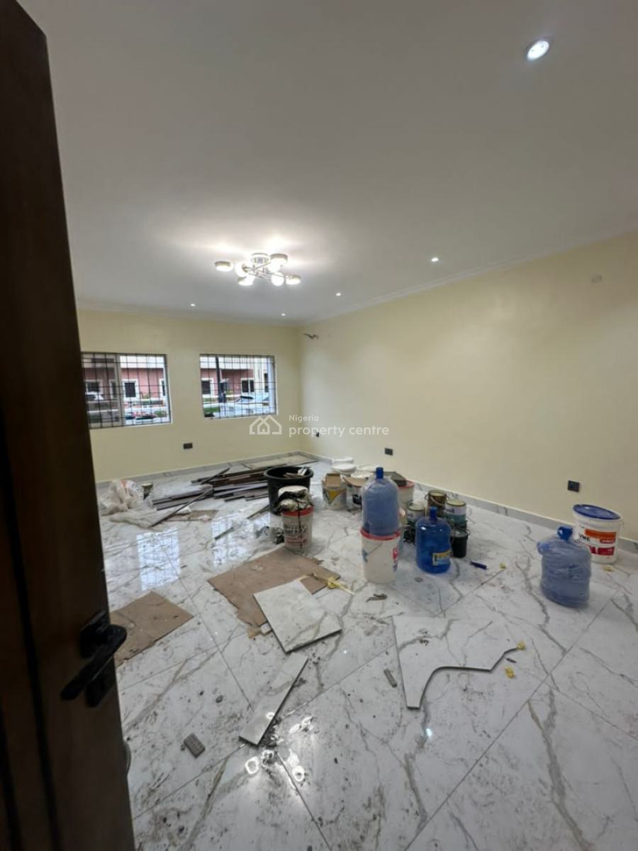 Standard Renovated 4-bedroom Semi Detached House with En-suite Bq, Oniru, Victoria Island (vi), Lagos, Semi-detached Duplex for Sale