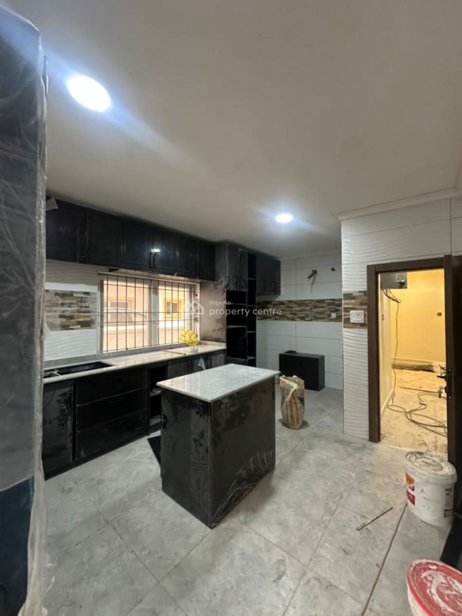 Standard Renovated 4-bedroom Semi Detached House with En-suite Bq, Oniru, Victoria Island (vi), Lagos, Semi-detached Duplex for Sale