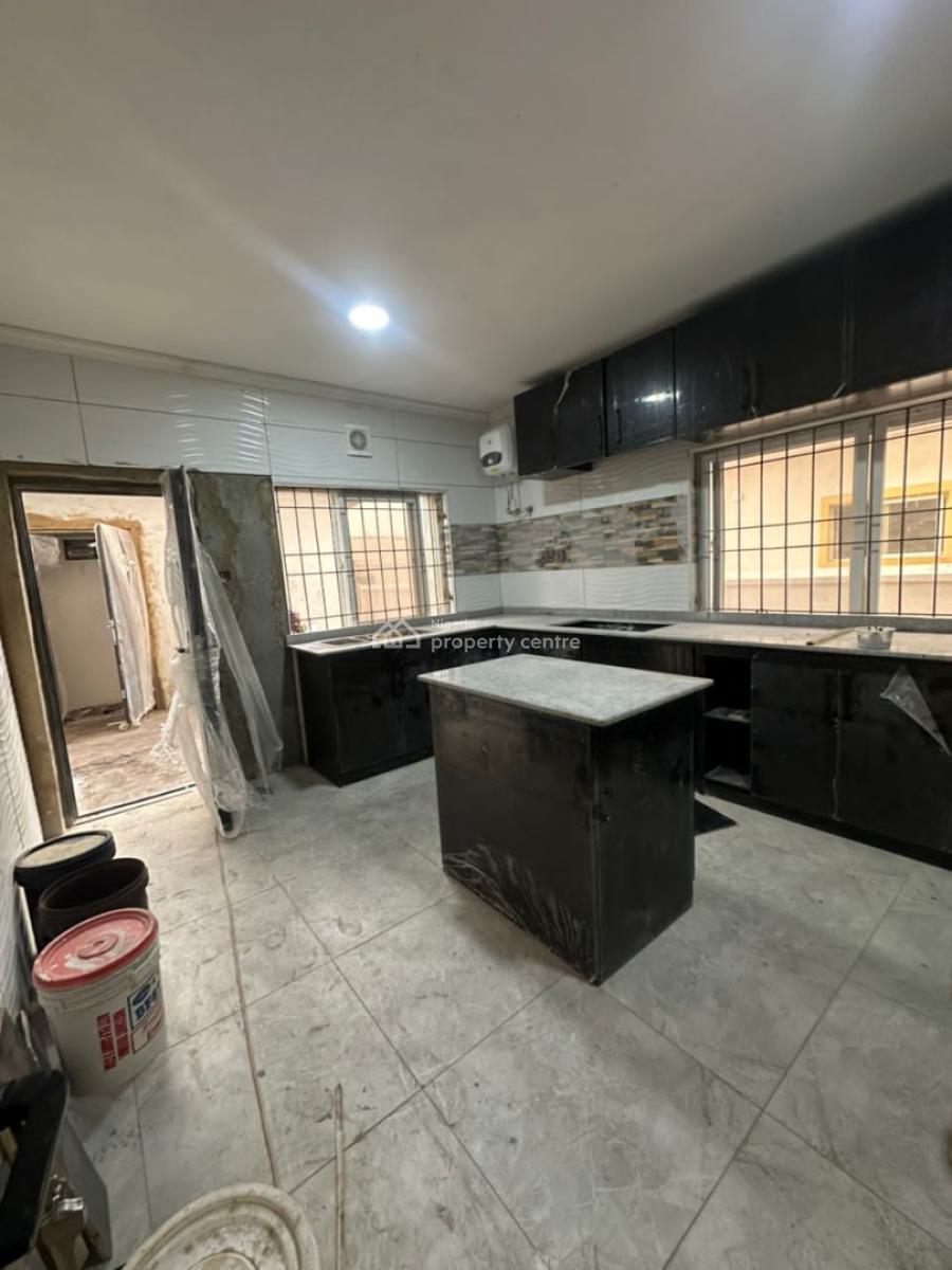 Standard Renovated 4-bedroom Semi Detached House with En-suite Bq, Oniru, Victoria Island (vi), Lagos, Semi-detached Duplex for Sale