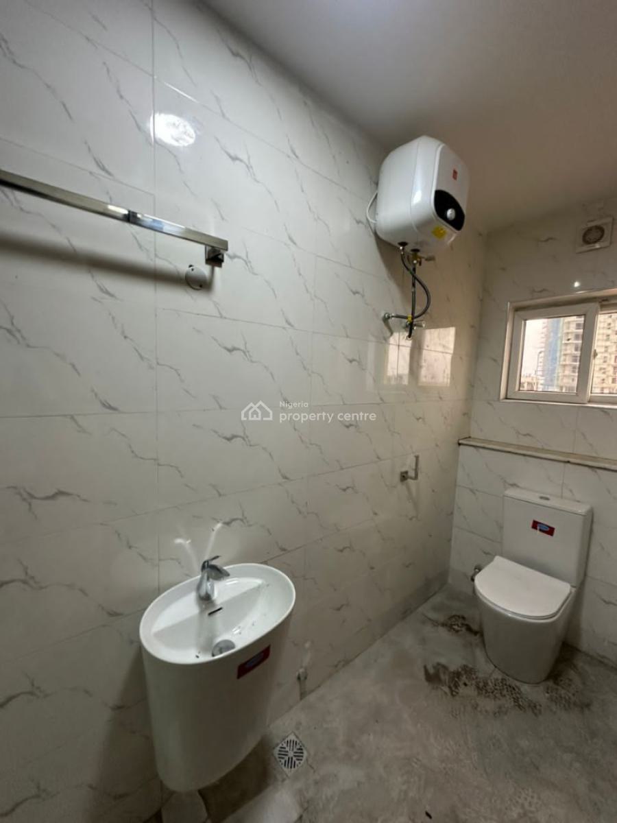 Standard Renovated 4-bedroom Semi Detached House with En-suite Bq, Oniru, Victoria Island (vi), Lagos, Semi-detached Duplex for Sale