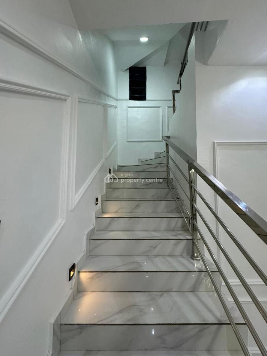 Spaciously Built 5 Bedroom Detached Duplex in a Well Secured Estate, Gra Phase 2, Magodo, Lagos, Detached Duplex for Sale