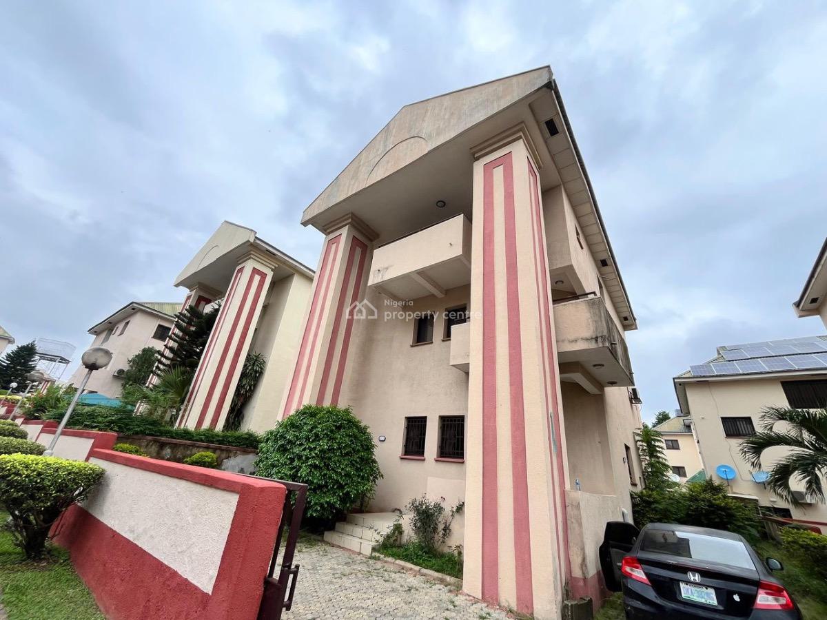 Maitama Listing *  4 Bedroom +bq, Maitama District, Abuja, Detached Duplex for Sale