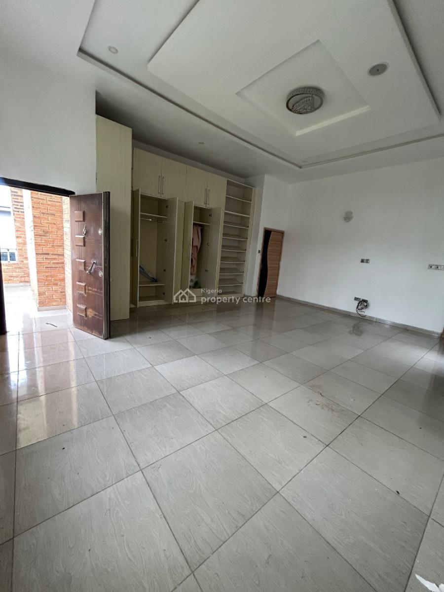 Well Maintained and Spacious Master Bedroom Self Contain, Westend Estate, Lekki County, Lekki, Lagos, Self Contain (single Rooms) for Rent