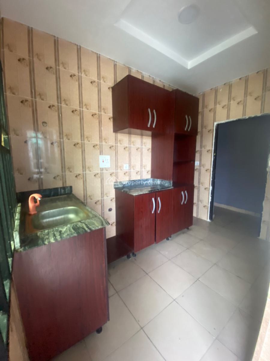 Executive Sweet 2 Bedrooms Luxury Apartment with a Private Staircase, Ado Badore Ajah, Ajah, Lagos, Flat / Apartment for Rent