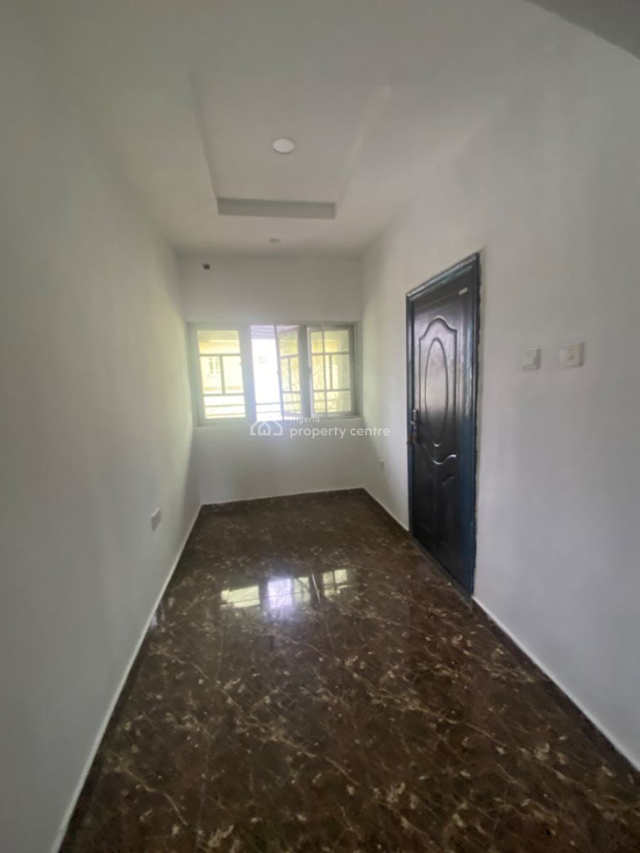 Executive Sweet 2 Bedrooms Luxury Apartment with a Private Staircase, Ado Badore Ajah, Ajah, Lagos, Flat / Apartment for Rent