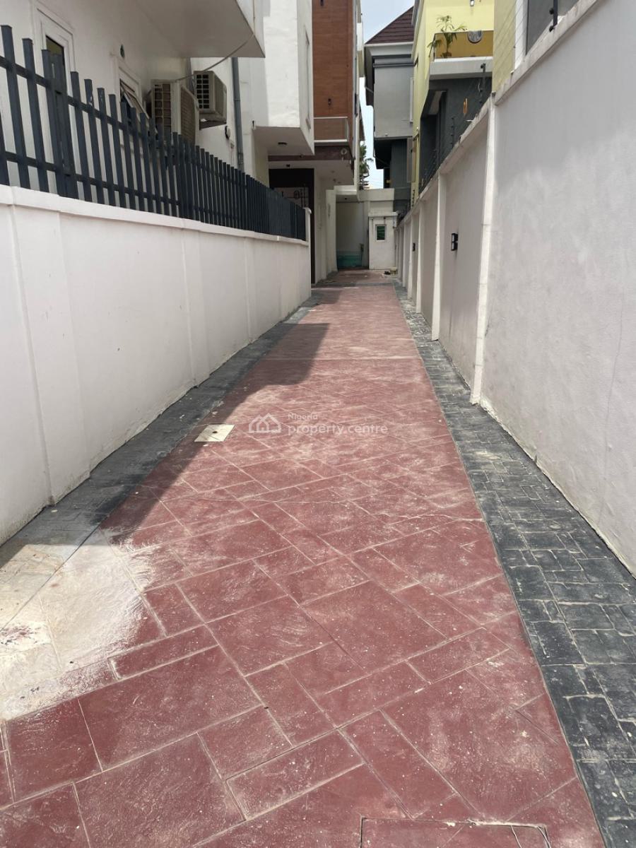 Spaciously Built 6 Bedroom Detached Duplex with Roof Top Terrace., Gra Phase 2, Magodo, Lagos, Detached Duplex for Sale