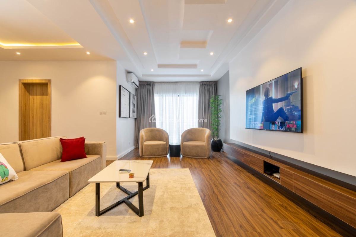 Beautiful 2 Bedroom Apartment with Top Notch Amenities, Admiralty Way, Lekki Phase 1, Lekki Phase 1, Lekki, Lagos, Flat / Apartment Short Let