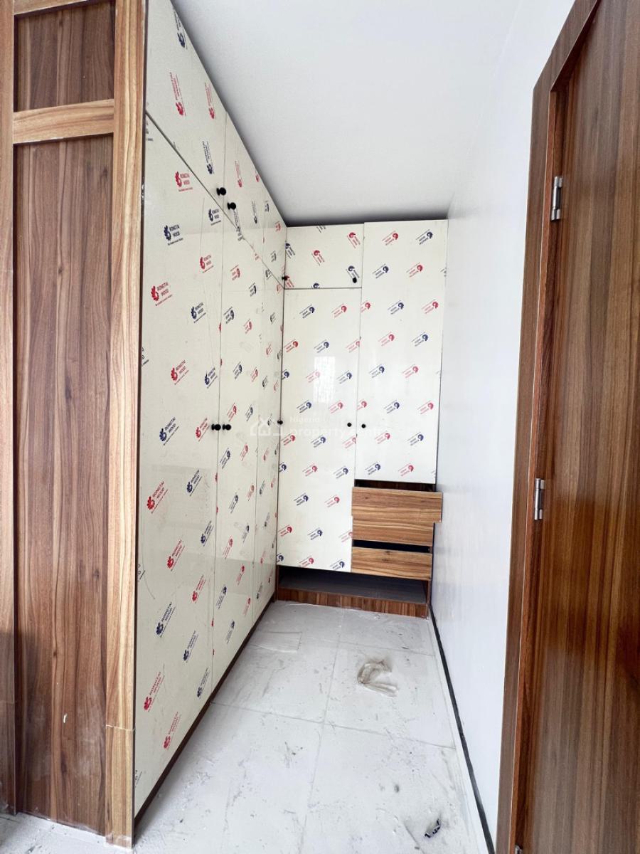 Brand New  1 & 2 Bedroom Apartment, Lekki Phase 1, Lekki, Lagos, Flat / Apartment for Sale