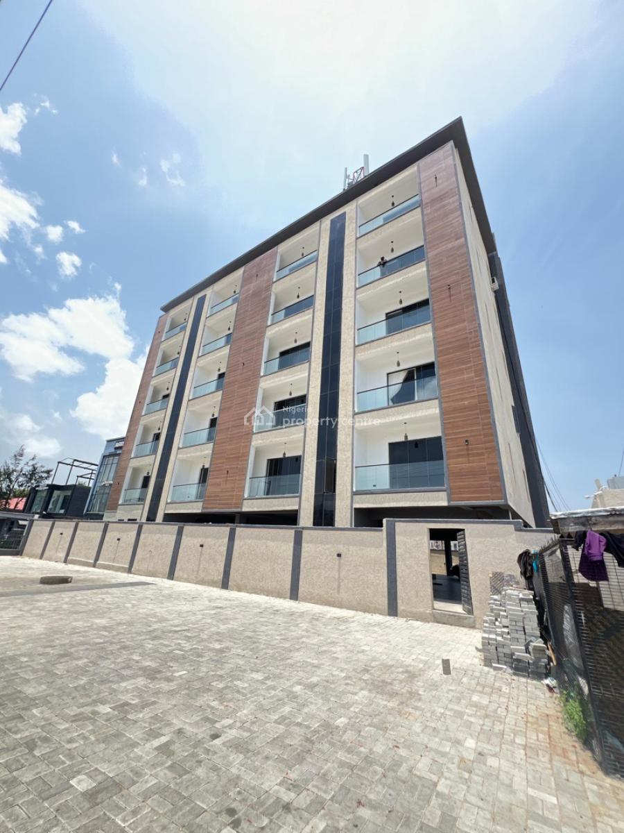 Super Luxury 3 Bedroom Maisonette, Lekki Phase 1, Lekki, Lagos, Flat / Apartment for Sale