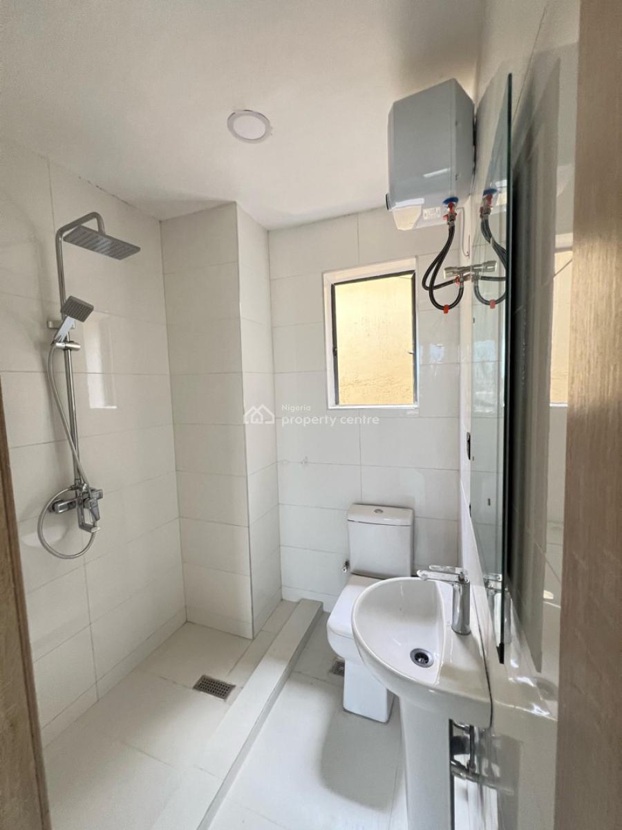 Super Luxury 3 Bedroom Maisonette, Lekki Phase 1, Lekki, Lagos, Flat / Apartment for Sale