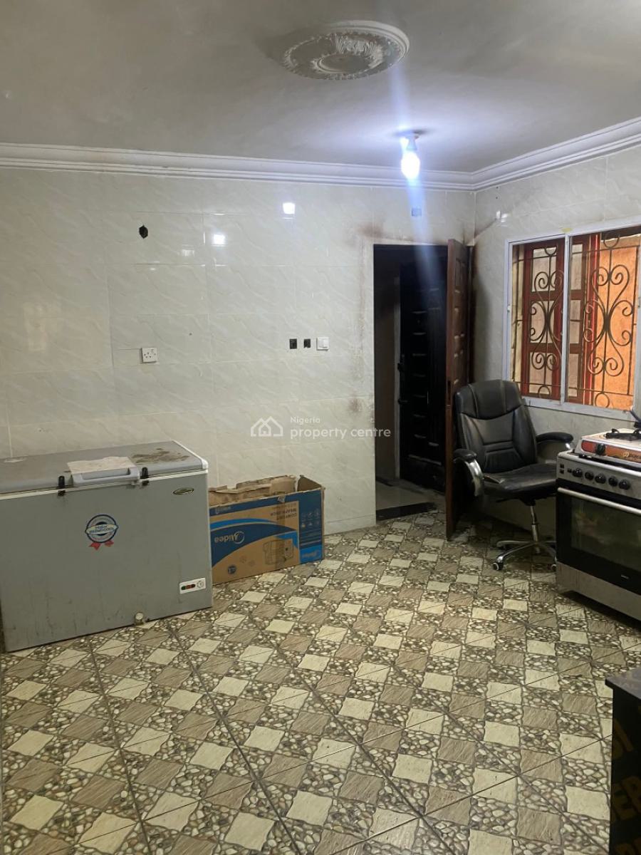 Functional 24 Rooms Hotel with Lounge and Bar, Egbeda, Alimosho, Lagos, Hotel / Guest House for Sale