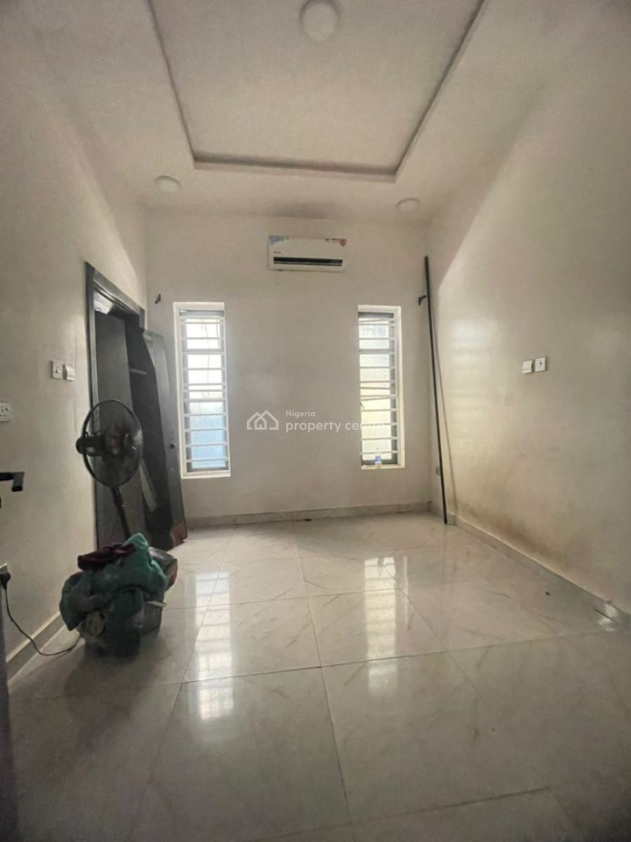 Spacious 4 Bedroom Semi Detached House, Agungi, Lekki, Lagos, Semi-detached Duplex for Rent
