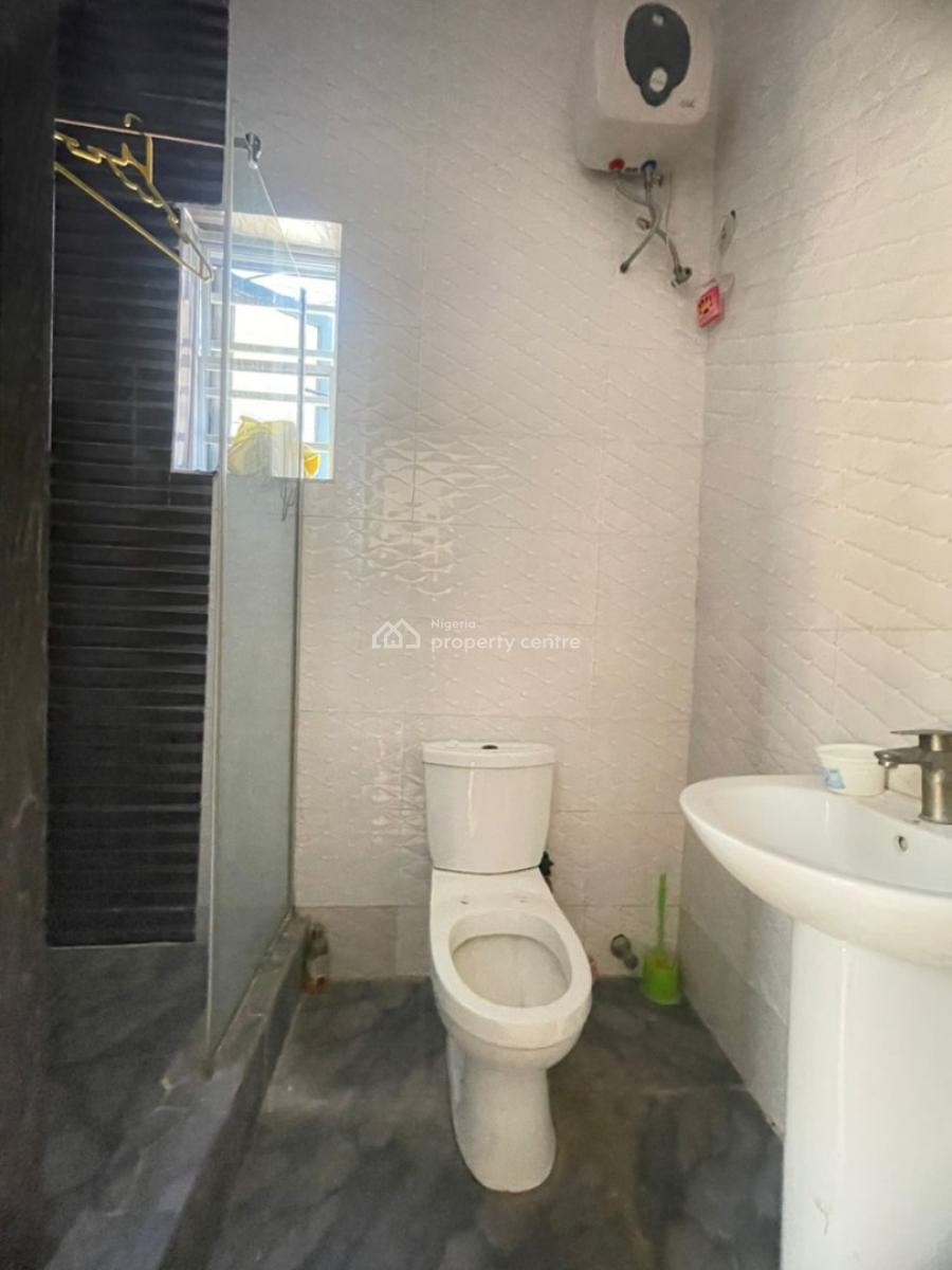 Spacious 4 Bedroom Semi Detached House, Agungi, Lekki, Lagos, Semi-detached Duplex for Rent