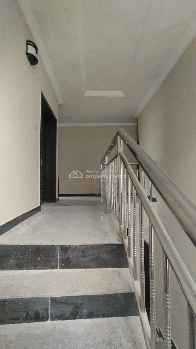 Spacious Massive Luxury 5 Bedrooms Fully Detached Duplex with Bq, Lekki Phase 1, Lekki, Lagos, Flat / Apartment for Rent