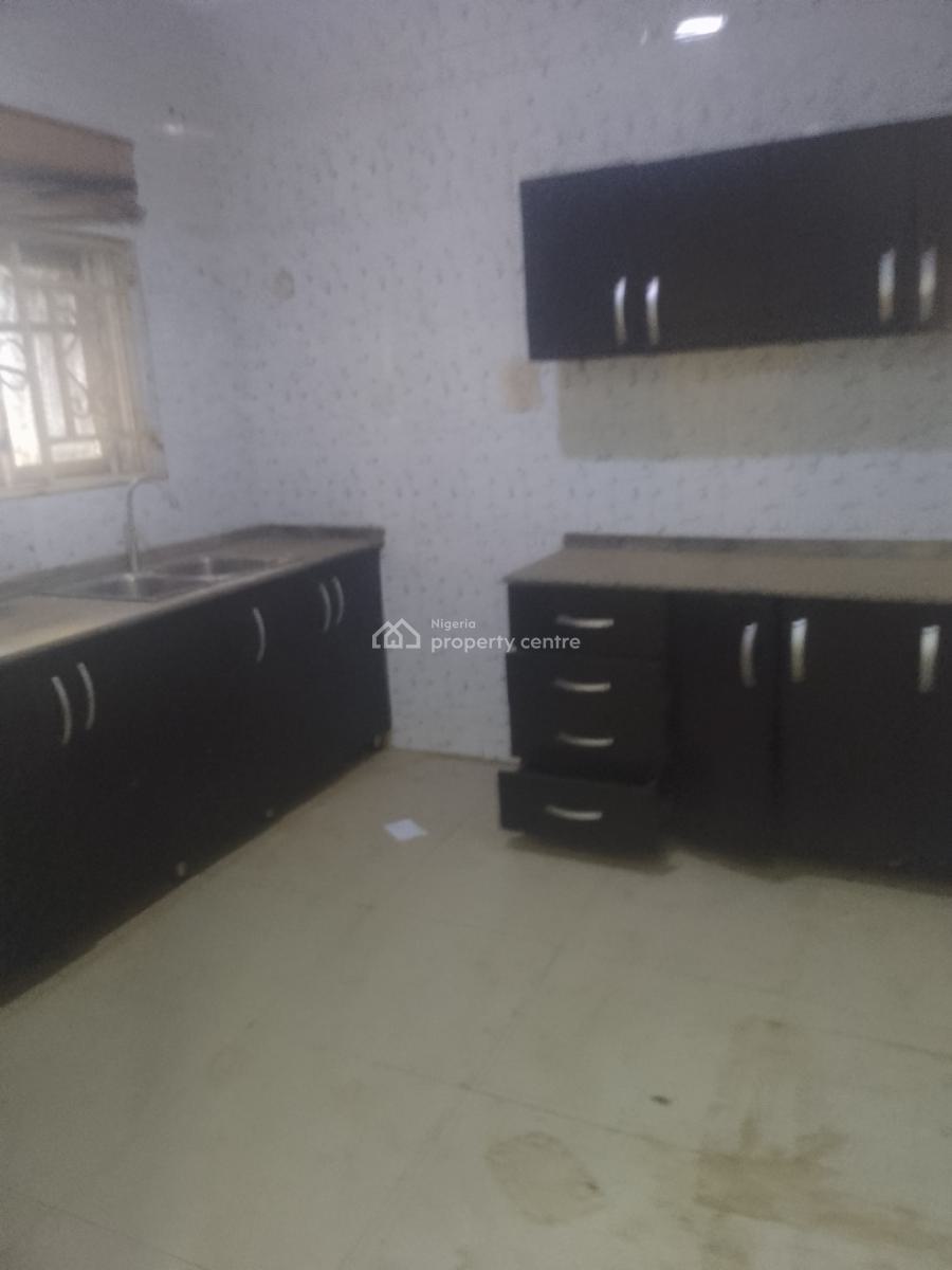 Spacious 3 Bedrooms Apartment, Katampe (main), Katampe, Abuja, Flat / Apartment for Rent