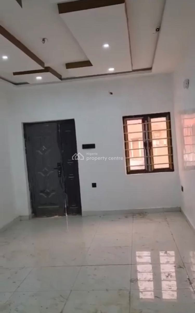 Well Finished 2 Bedroom Apartment, Area 1, Garki., Garki, Abuja, Flat / Apartment for Sale