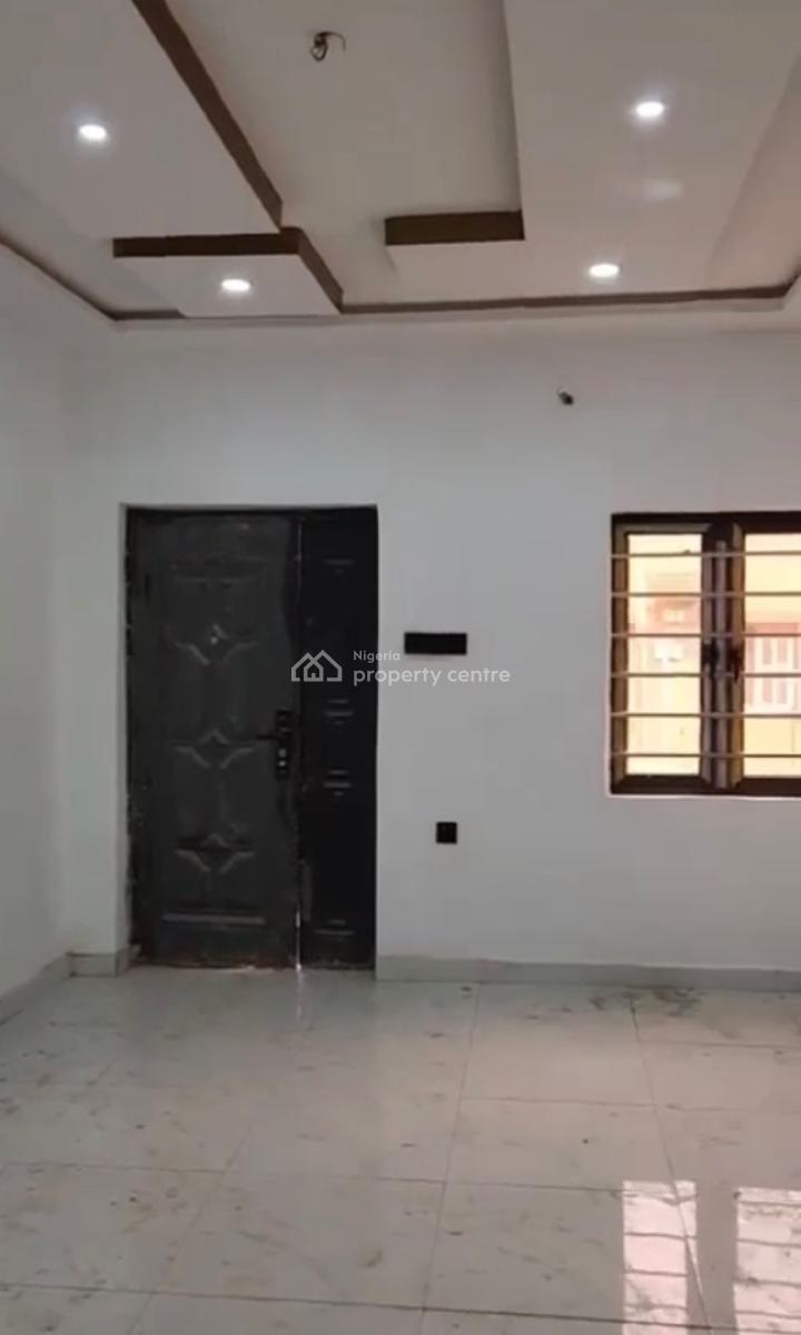 Well Finished 2 Bedroom Apartment, Area 1, Garki., Garki, Abuja, Flat / Apartment for Sale