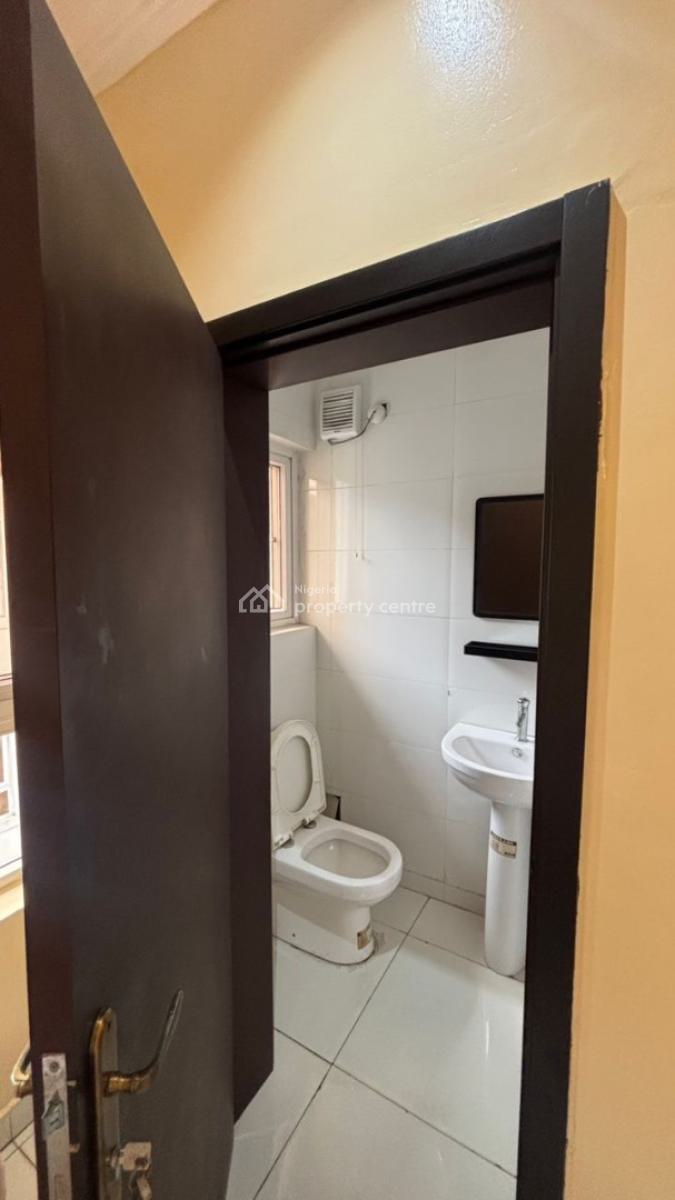 Tastefully Furnished 2bedroom Apartment, Off Admiralty Way Phase One, Lekki, Lagos, Flat / Apartment for Rent