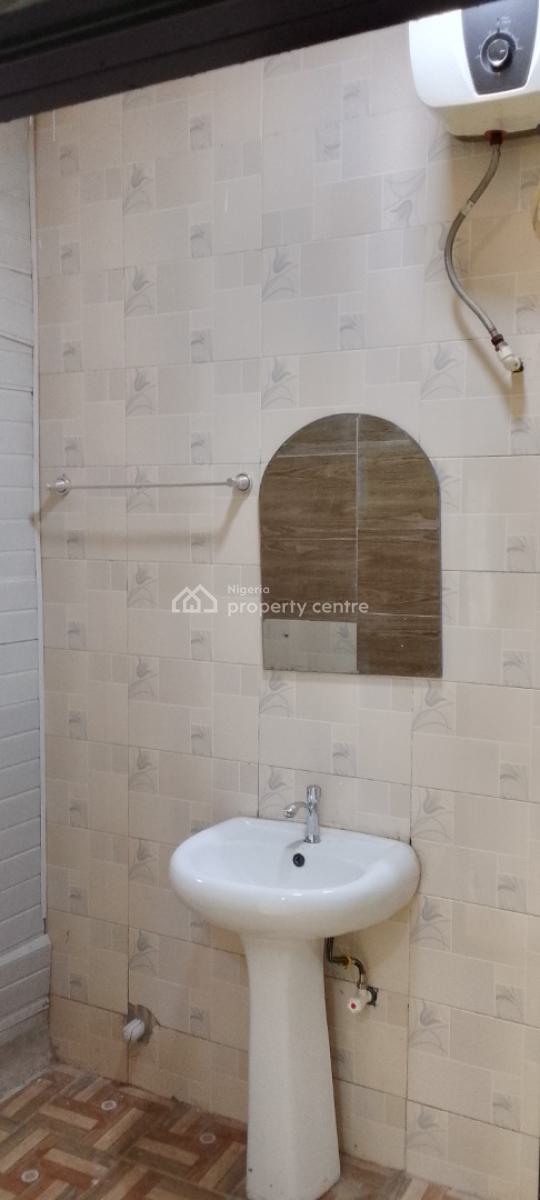 a Standard Room and Parlor, Chevron Drive Paradise 3 Estate Chevron, Lekki, Lagos, Mini Flat (room and Parlour) for Rent