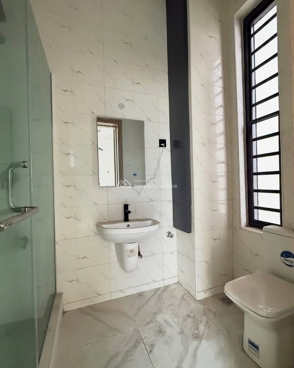 2 & 3 Bedroom Apartment with Pool & Gym for, Ikate Lekki, Lekki, Lagos, Block of Flats for Sale