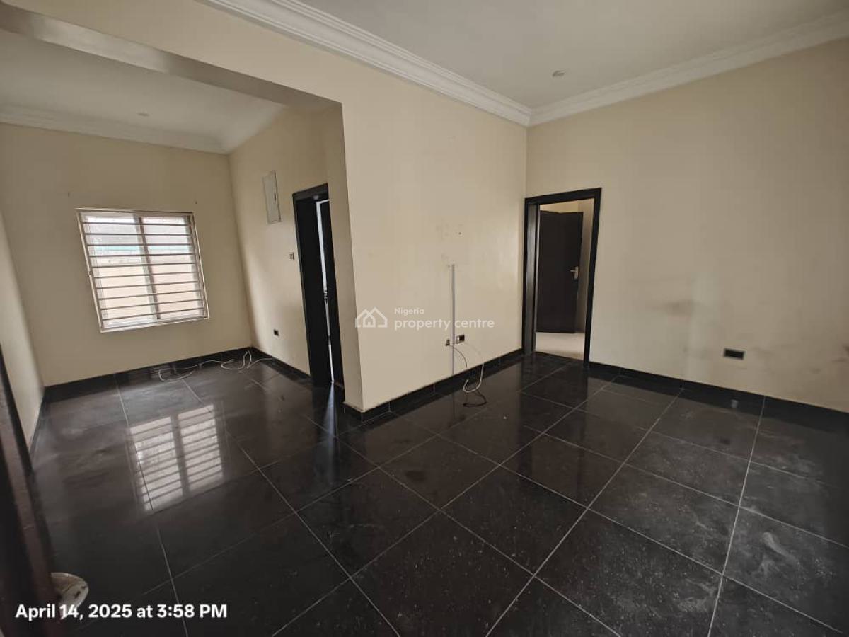 Very Clean 2 Bedroom in an Estate in Lekki., Osapa London. Lekki Kagos., Lekki, Lagos, Flat / Apartment for Rent