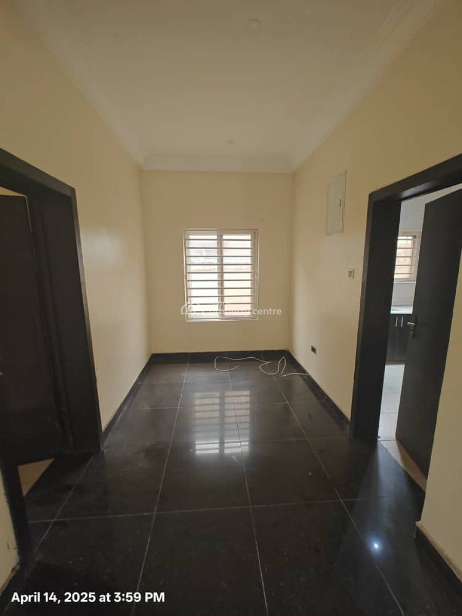 Very Clean 2 Bedroom in an Estate in Lekki., Osapa London. Lekki Kagos., Lekki, Lagos, Flat / Apartment for Rent