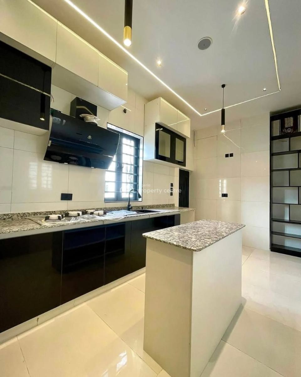 4 Bedroom Semi-detached Duplex with Bq, Lekki, Lagos, Semi-detached Duplex for Sale
