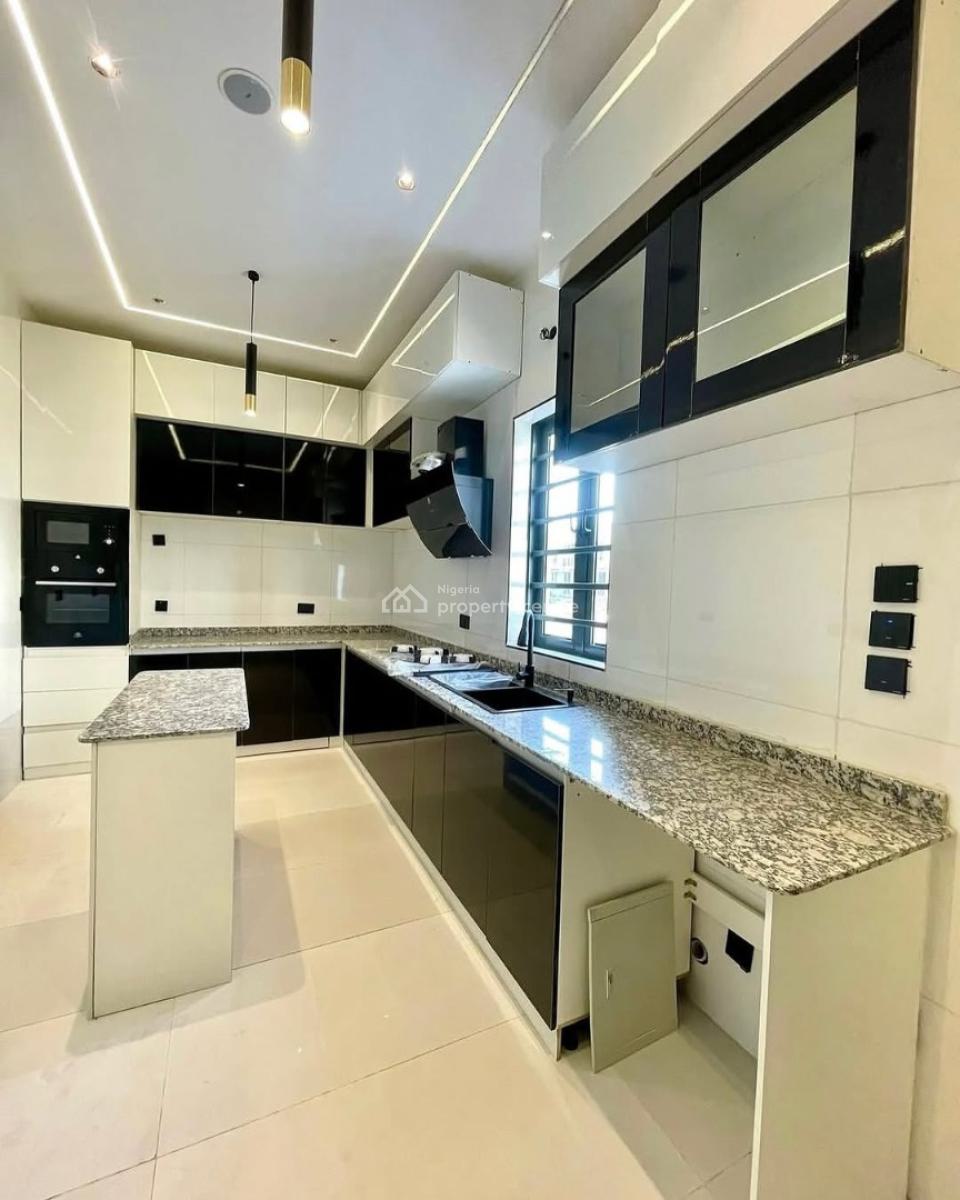 4 Bedroom Semi-detached Duplex with Bq, Lekki, Lagos, Semi-detached Duplex for Sale