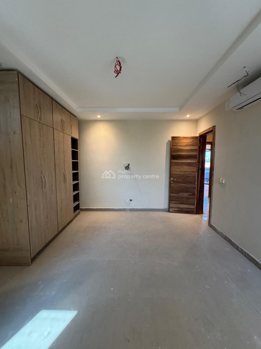 Tastefully Finished Luxurious 3 Bedroom Apartment, Off Admiralty Way, Lekki Phase 1, Lekki, Lagos, Flat / Apartment for Sale