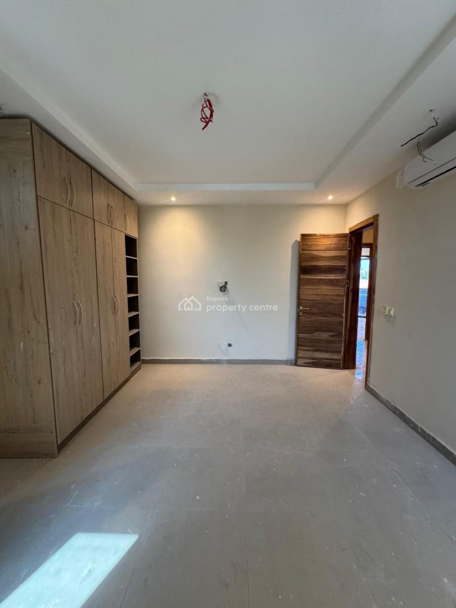 Tastefully Finished Luxurious 3 Bedroom Apartment, Off Admiralty Way, Lekki Phase 1, Lekki, Lagos, Flat / Apartment for Sale