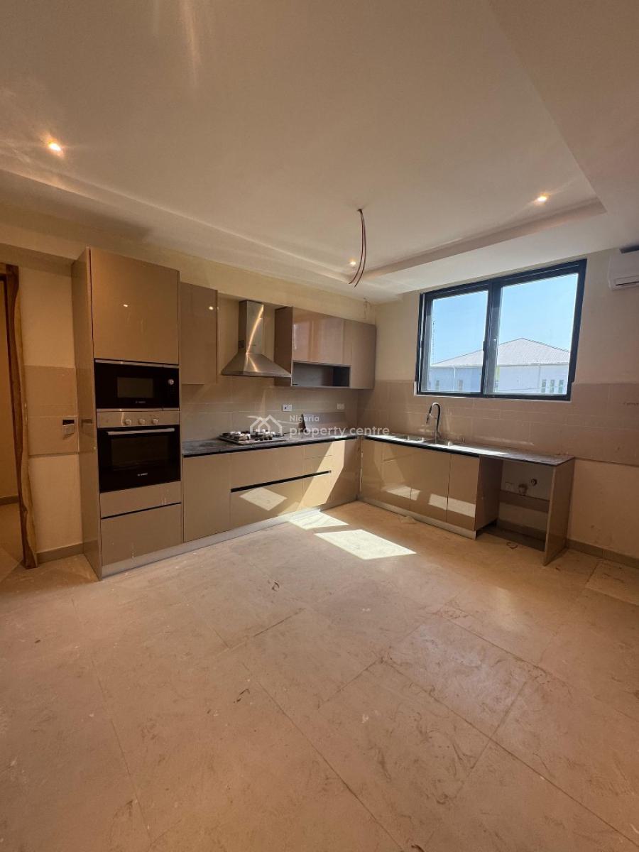 Tastefully Finished Luxurious 3 Bedroom Apartment, Off Admiralty Way, Lekki Phase 1, Lekki, Lagos, Flat / Apartment for Sale