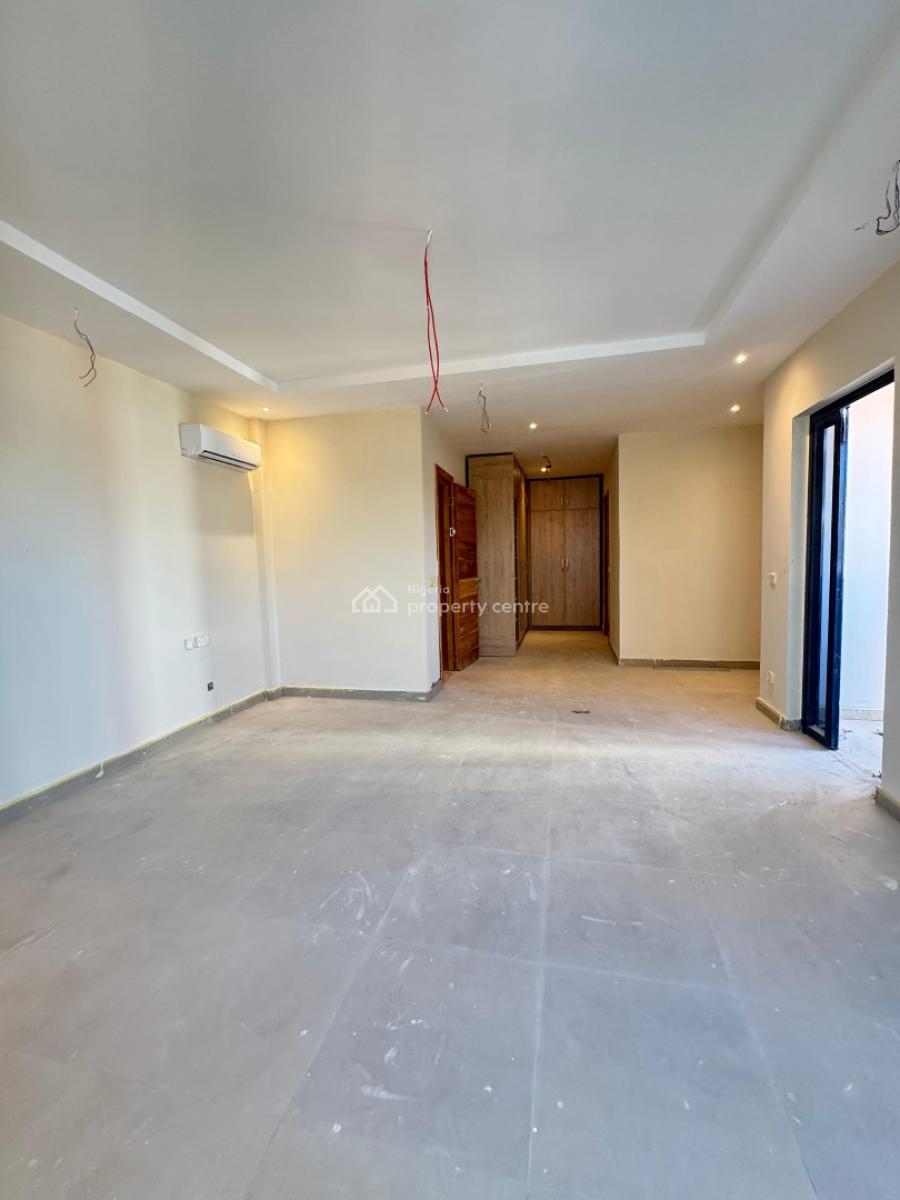 Tastefully Finished Luxurious 3 Bedroom Apartment, Off Admiralty Way, Lekki Phase 1, Lekki, Lagos, Flat / Apartment for Sale