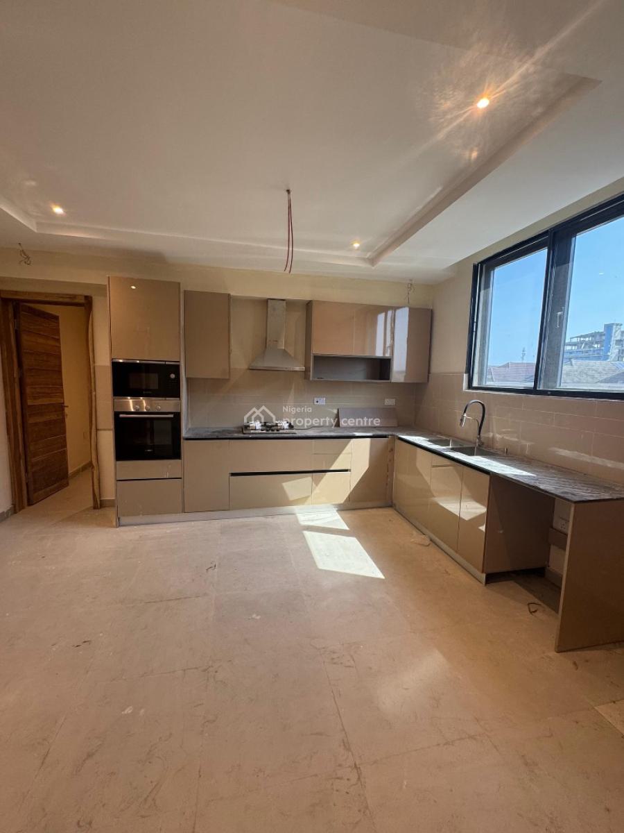 Tastefully Finished Luxurious 3 Bedroom Apartment, Off Admiralty Way, Lekki Phase 1, Lekki, Lagos, Flat / Apartment for Sale