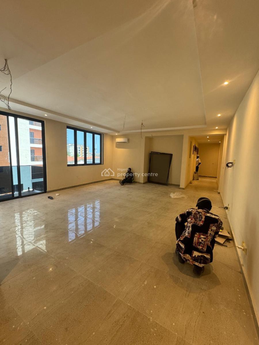 Tastefully Finished Luxurious 3 Bedroom Apartment, Off Admiralty Way, Lekki Phase 1, Lekki, Lagos, Flat / Apartment for Sale