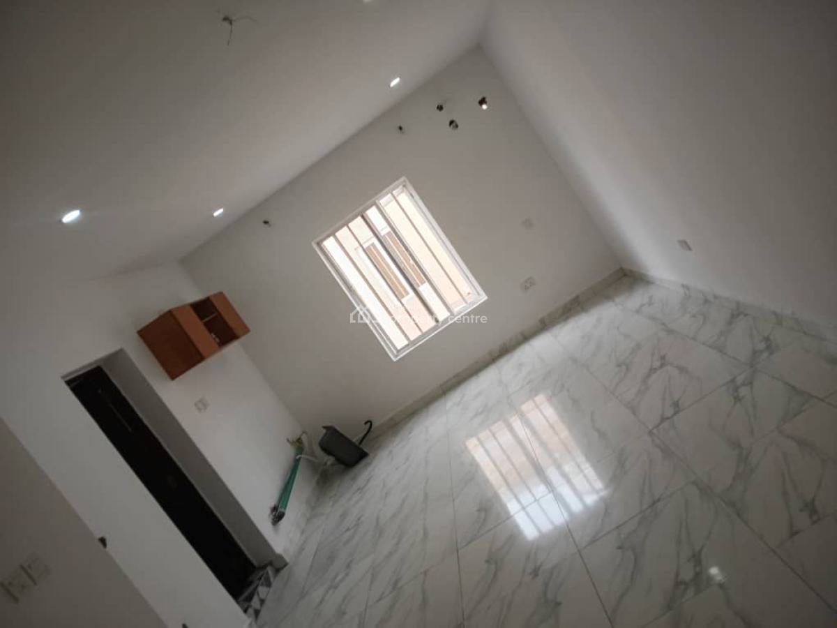 Standard Massive Master Bedroom in a Duplex, Osapa, Lekki, Lagos, Self Contain (single Rooms) for Rent
