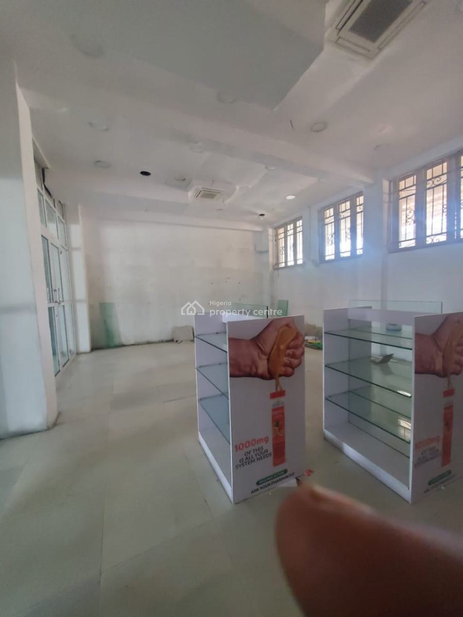a Spacious Shop for Restaurant Available, Oniru, Lekki Phase 1, Lekki, Lagos, Restaurant / Bar for Rent