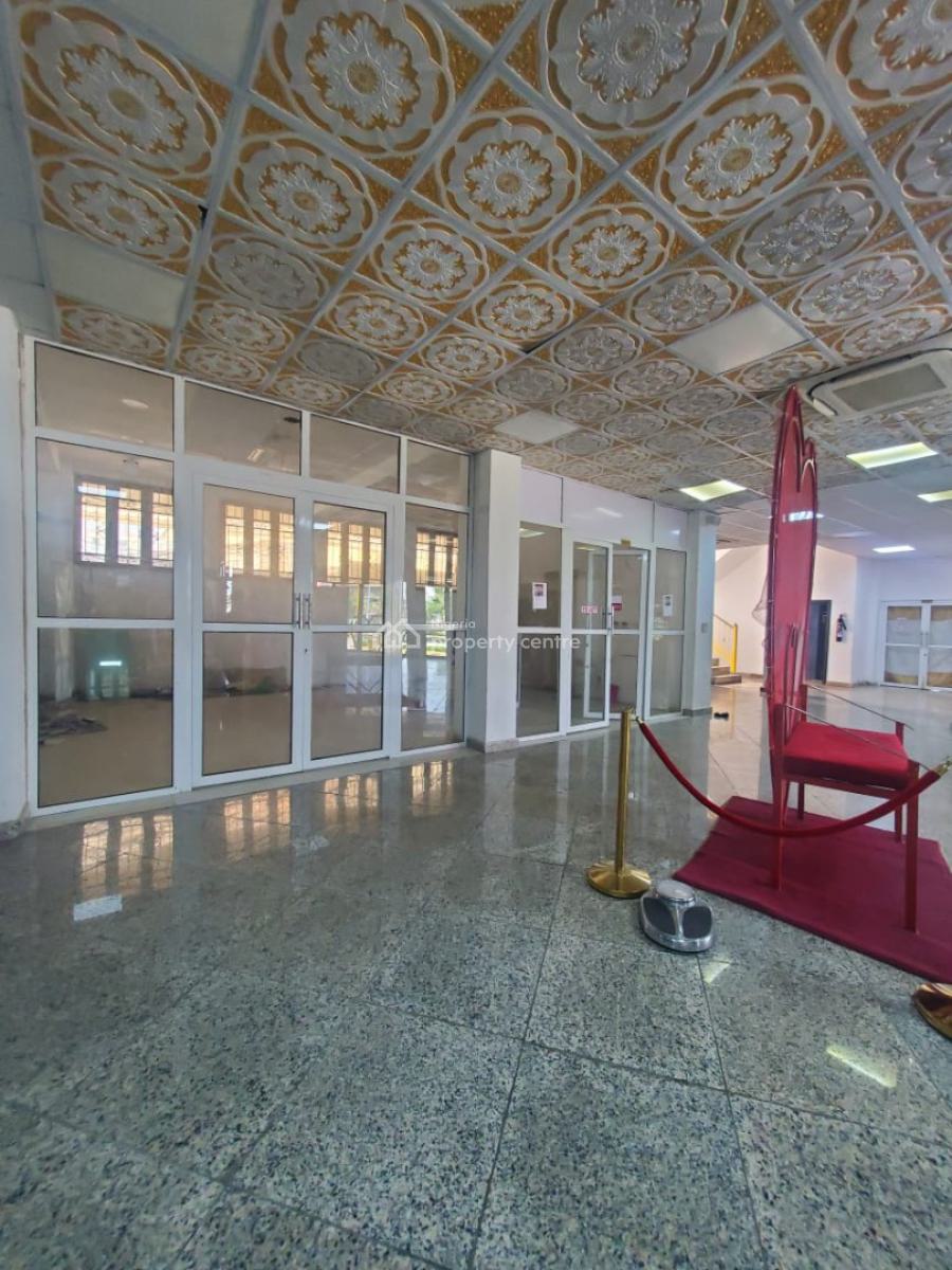 a Spacious Shop for Restaurant Available, Oniru, Lekki Phase 1, Lekki, Lagos, Restaurant / Bar for Rent