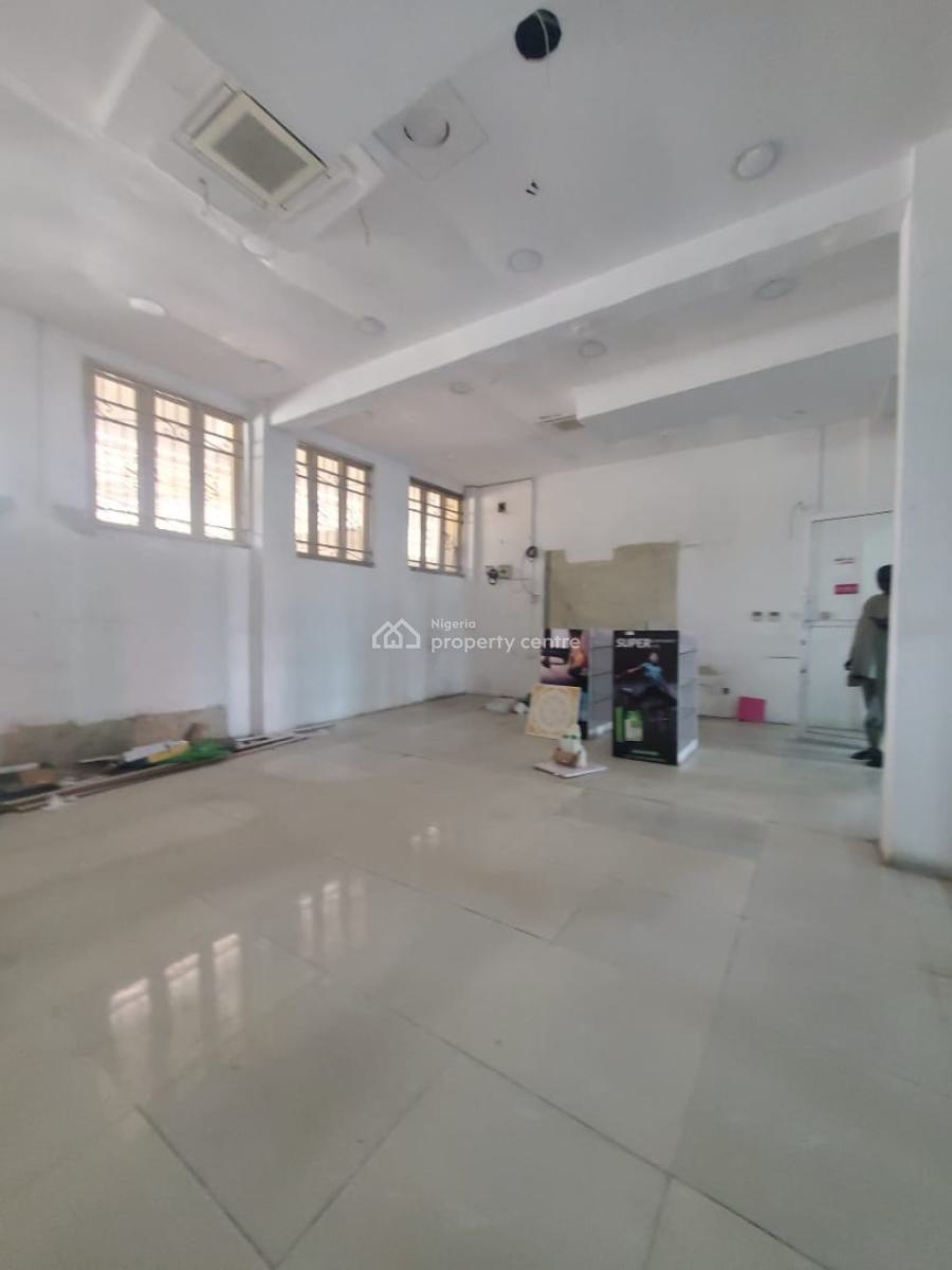 a Spacious Shop for Restaurant Available, Oniru, Lekki Phase 1, Lekki, Lagos, Restaurant / Bar for Rent