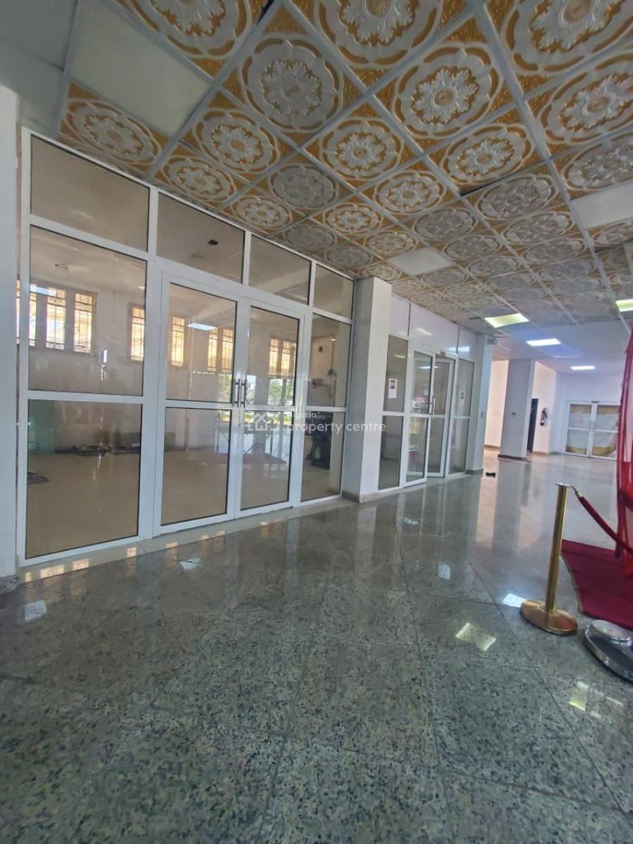 a Spacious Shop for Restaurant Available, Oniru, Lekki Phase 1, Lekki, Lagos, Restaurant / Bar for Rent