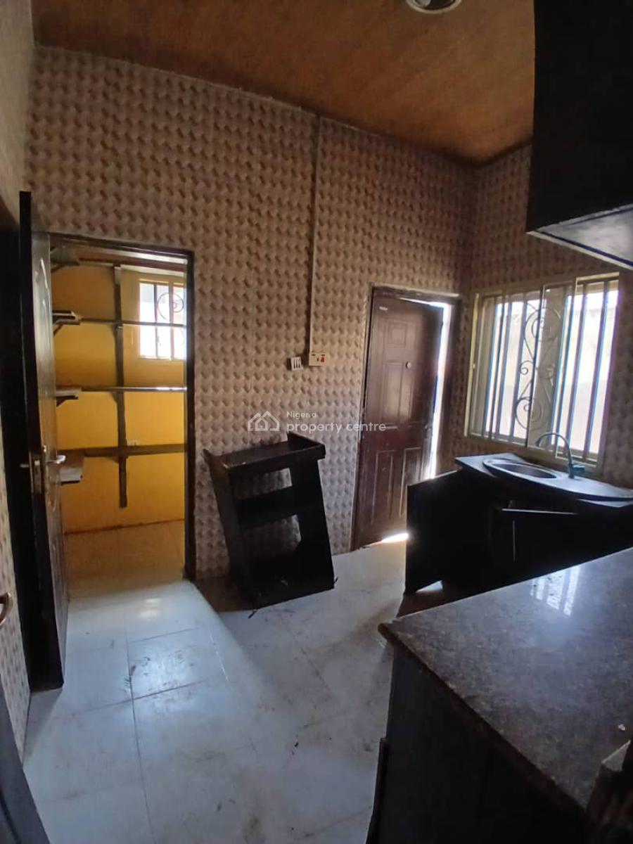 Decent Spacious 2 Bedroom Flat, Marshy Hill Estate, Addo Road, Ajah, Lagos, Flat / Apartment for Rent